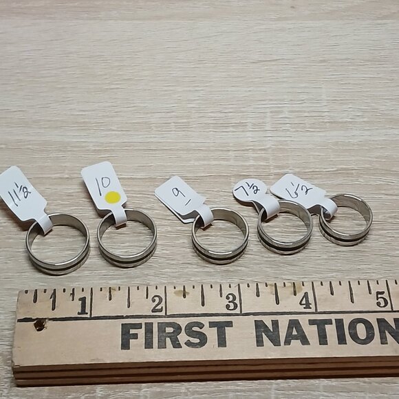 NWOT Silver Tone with Black Stripe Stainless Steel Ring Fashion Jewelry #26 - Picture 6 of 7